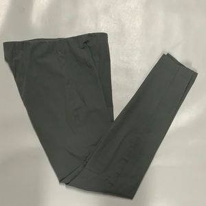 Women's skinny moss green pants, size 4